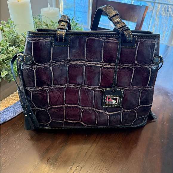 Dooney & Bourke Croc Embossed double handle tassel Bag Brown & Black & key fob - Picture 3 of 16